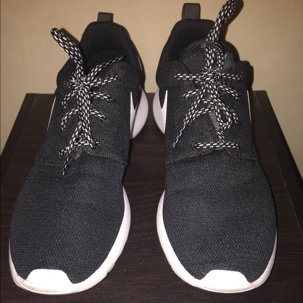 Nike Roche One in Women's